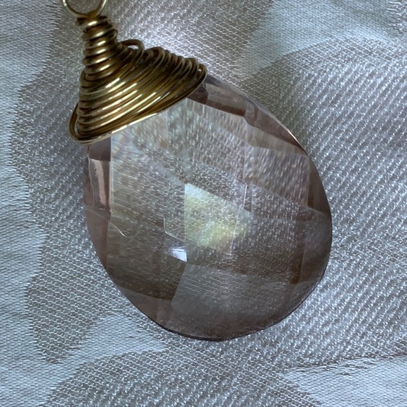 Smokey Pink Faceted Teardrop Jewel Attached to a 21” Gold Chain - Picture 4 of 6